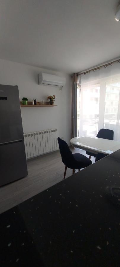 Apartament Nina Apartman Năvodari Kültér fotó